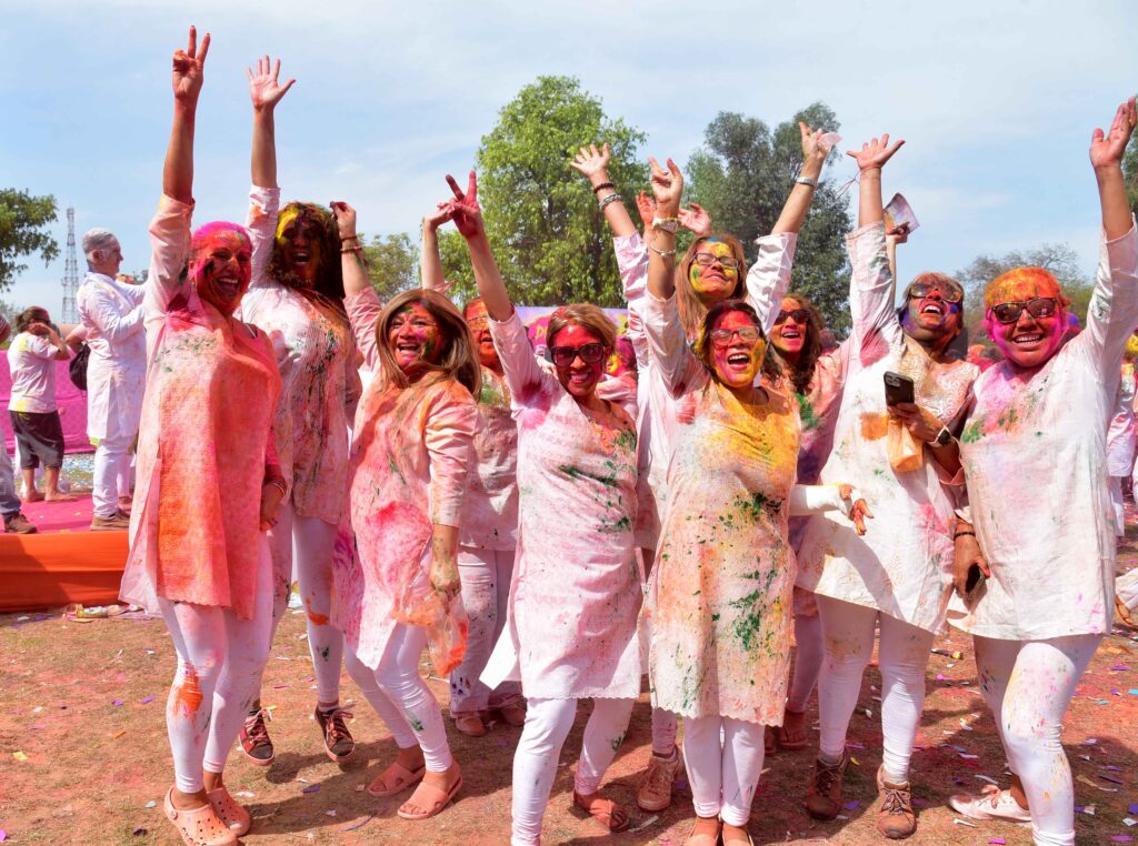 imagen destacada de La India – Fiesta de Colores (Marzo)